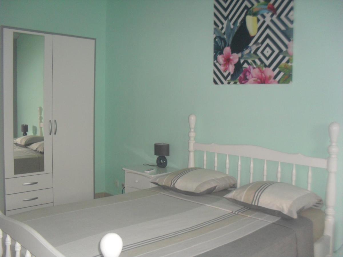 Ti Kaz En Nou' Apartment Pointe-Noire Ngoại thất bức ảnh
