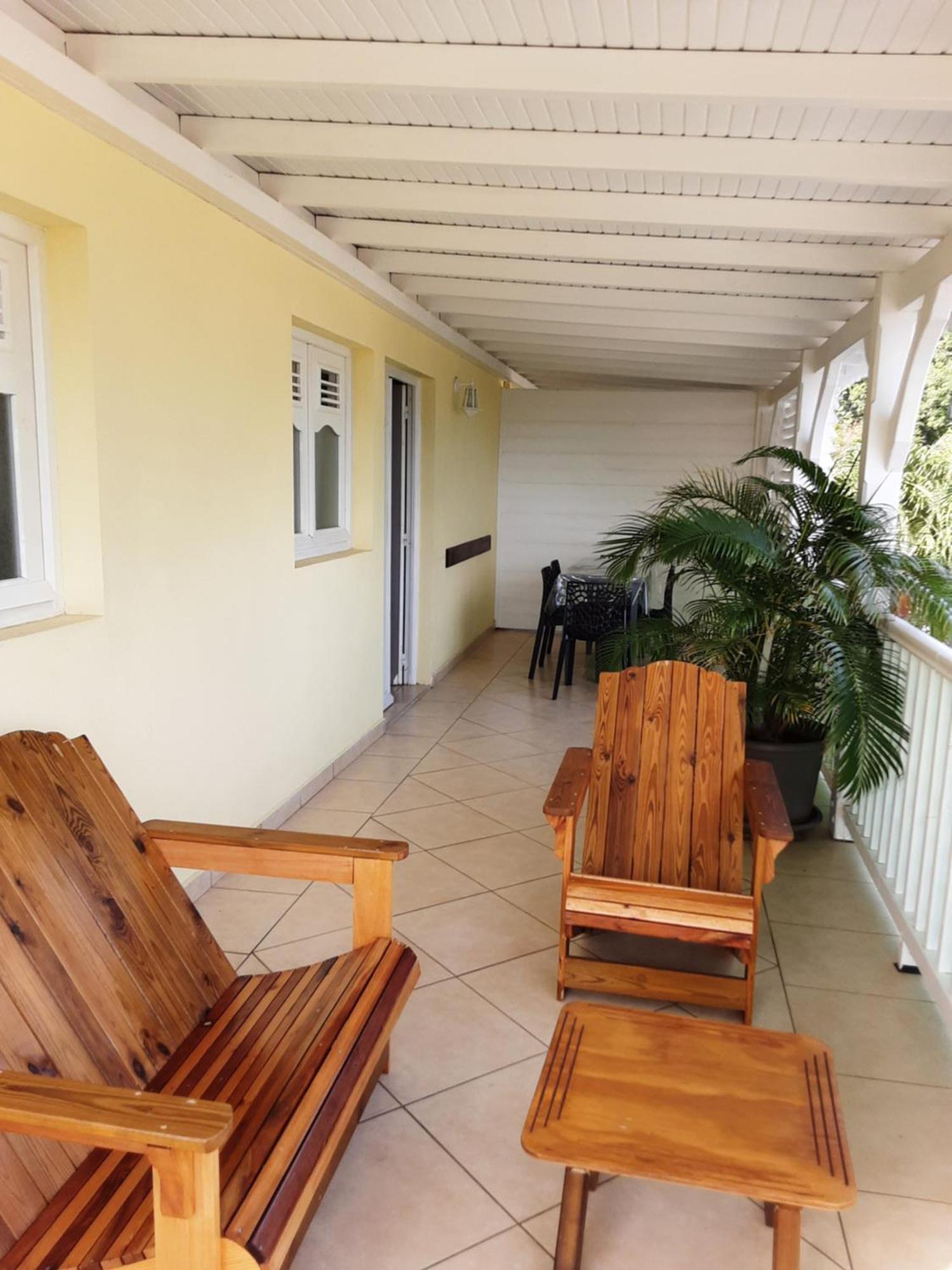 Ti Kaz En Nou' Apartment Pointe-Noire Ngoại thất bức ảnh