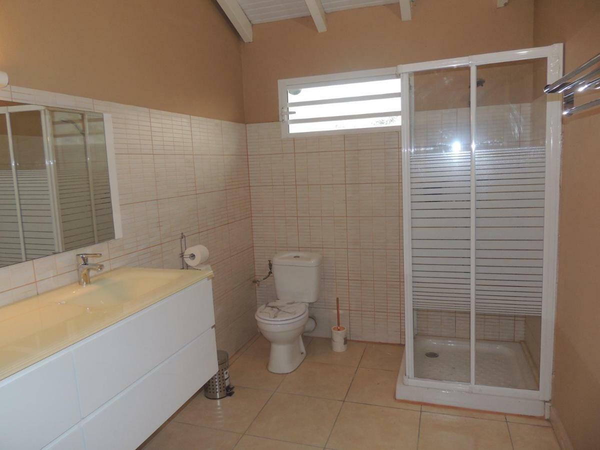 Ti Kaz En Nou' Apartment Pointe-Noire Ngoại thất bức ảnh